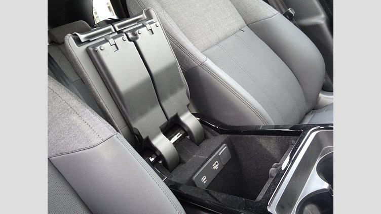 2024 認定中古車 Land Rover Range Rover Velar ヴァレジネブルー P400eプラグインハイブリッド（ガソリン） Standard Wheelbase Dynamic HSE