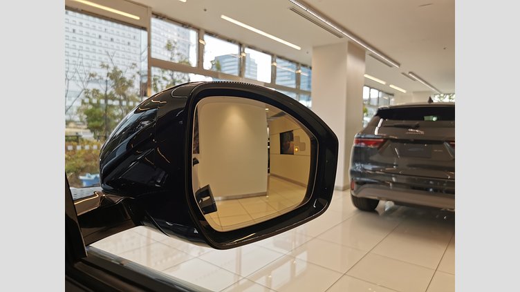 2023 認定中古車 Land Rover Range Rover Evoque トライベッカブルー P250（ガソリン） スタンダードホイールベース DYNAMIC HSE