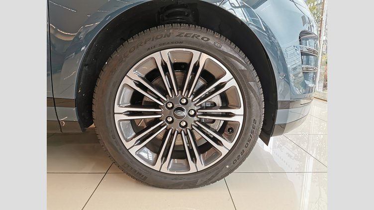 2023 認定中古車 Land Rover Range Rover Evoque トライベッカブルー P250（ガソリン） スタンダードホイールベース DYNAMIC HSE