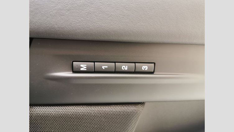 2023 認定中古車 Land Rover Range Rover Evoque トライベッカブルー P250（ガソリン） スタンダードホイールベース DYNAMIC HSE