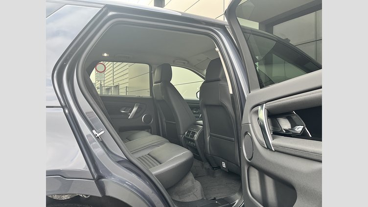 2025 JAZDENÉ VOZIDLÁ Land Rover Discovery Sport Modrá Varesine D200 AWD AUTOMAT MHEV   S