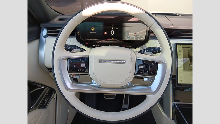 2024 SKLADOVÉ VOZIDLÁ Land Rover Range Rover Fuji White 3.0D MHEV 350PS MHEV HSE LWB AWD