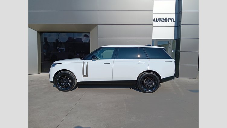 2024 SKLADOVÉ VOZIDLÁ Land Rover Range Rover Fuji White 3.0D MHEV 350PS MHEV HSE LWB AWD
