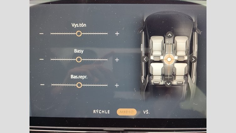 2022 JAZDENÉ VOZIDLÁ Land Rover Discovery Lantau Bronze 4x4 3.0 I6 D300 MHEV SE AWD A/T