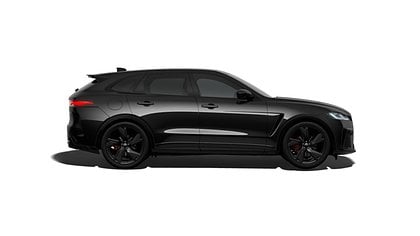F-Pace 1