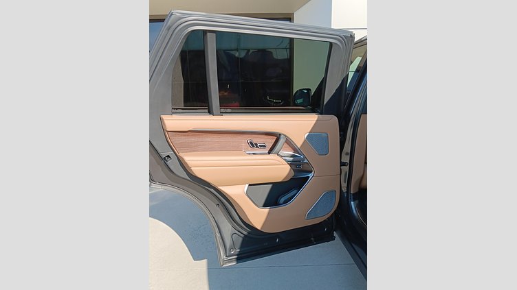 2024 SKLADOVÉ VOZIDLÁ Land Rover Range Rover Carpatian Grey 3.0D 350PS MHEV AUTOBIOGRAPHY LWB AWD