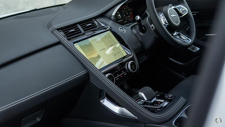 2024 Approved Jaguar E-Pace Fuji White P250 PETROL R-DYNAMIC SE