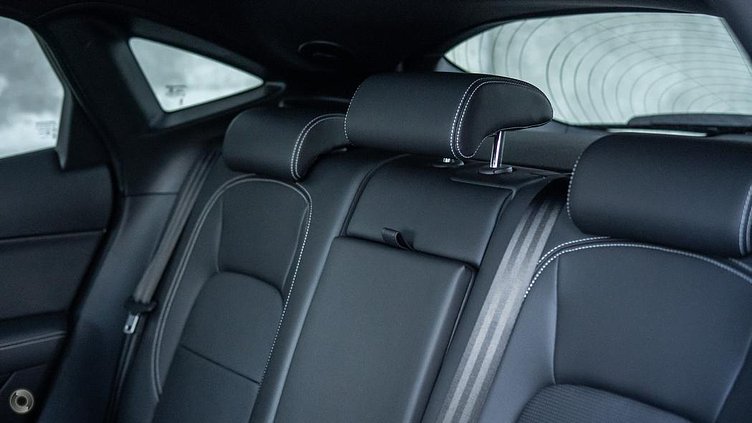 2024 Approved Jaguar E-Pace Fuji White P250 PETROL R-DYNAMIC SE