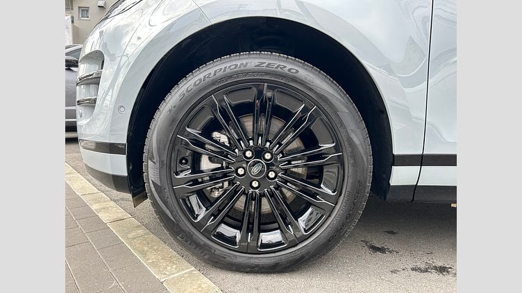 2023 認定中古車 Land Rover Range Rover Evoque アロイオスグレイ D200（ディーゼル） スタンダードホイールベース DYNAMIC SE