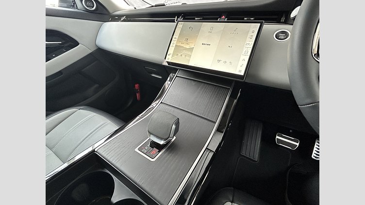 2023 認定中古車 Land Rover Range Rover Evoque アロイオスグレイ D200（ディーゼル） スタンダードホイールベース DYNAMIC SE