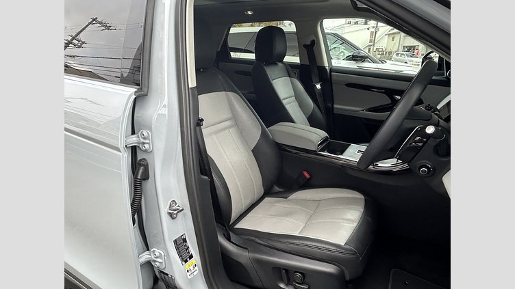 2023 認定中古車 Land Rover Range Rover Evoque アロイオスグレイ D200（ディーゼル） スタンダードホイールベース DYNAMIC SE