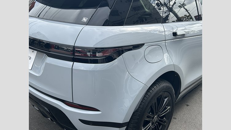 2023 認定中古車 Land Rover Range Rover Evoque アロイオスグレイ D200（ディーゼル） スタンダードホイールベース DYNAMIC SE