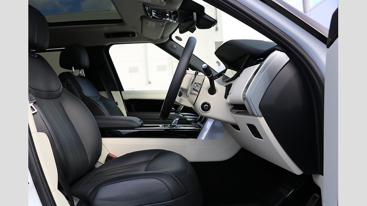 2023 認定中古車 Land Rover Range Rover フジホワイト D300 AWD MHEV（AT） スタンダードホイールベース HSE