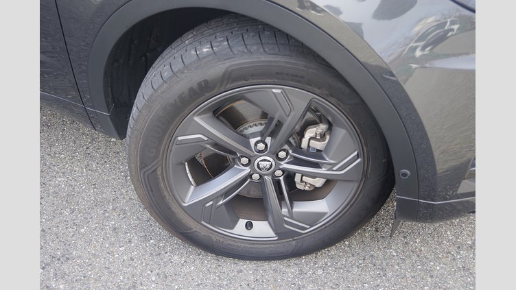 2024 認定中古車 Jaguar E-Pace カルパチアングレイ D200 AWD（オートマチック）MHEV R-DYNAMIC SE