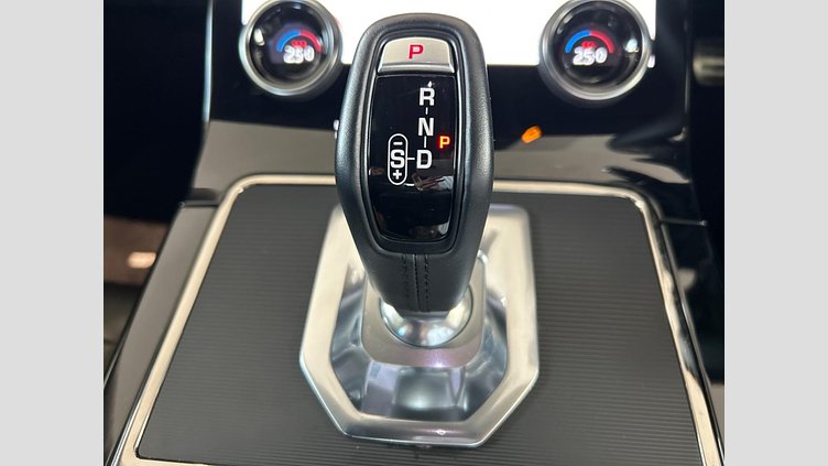 2020 認定中古車 Land Rover Range Rover Evoque サントリーニブラック P300 R-DYNAMIC S