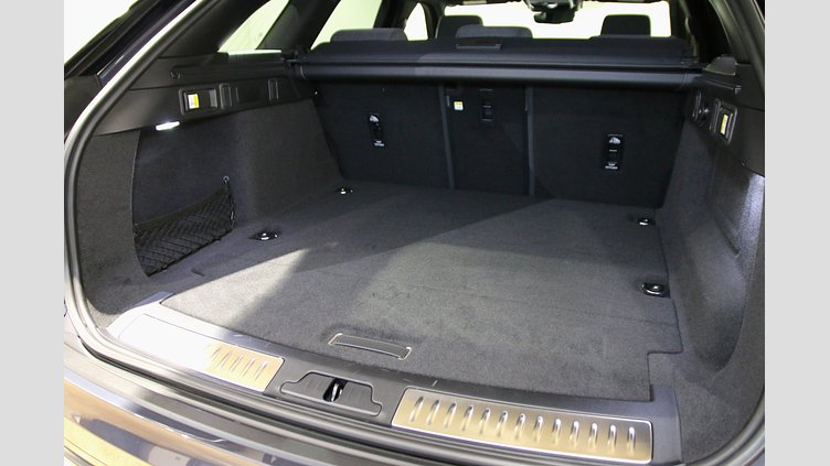 2024 認定中古車 Land Rover Range Rover Velar ヴァレジネブルー P400eプラグインハイブリッド（ガソリン） Dynamic HSE