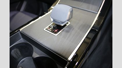 Range Rover Velar 26