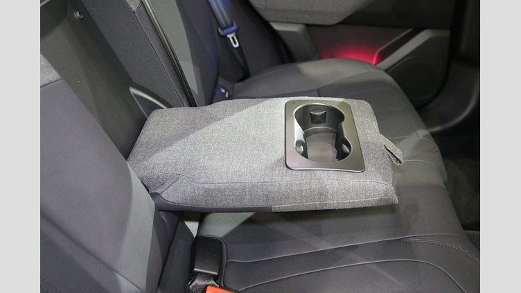 2024 認定中古車 Land Rover Range Rover Velar ヴァレジネブルー P400eプラグインハイブリッド（ガソリン） Dynamic HSE