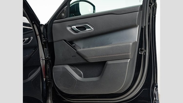 2018 認定中古車 Land Rover Range Rover Velar ナルヴィクブラック D180 R-DYNAMIC