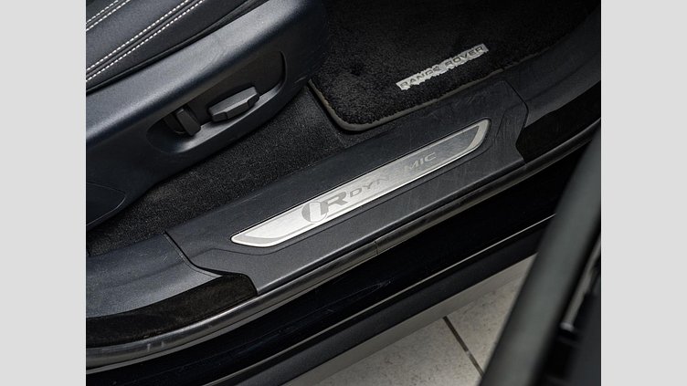 2018 認定中古車 Land Rover Range Rover Velar ナルヴィクブラック D180 R-DYNAMIC