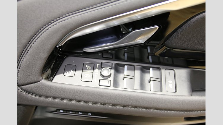 2020 認定中古車 Land Rover Range Rover Evoque サントリーニブラック P200 SE