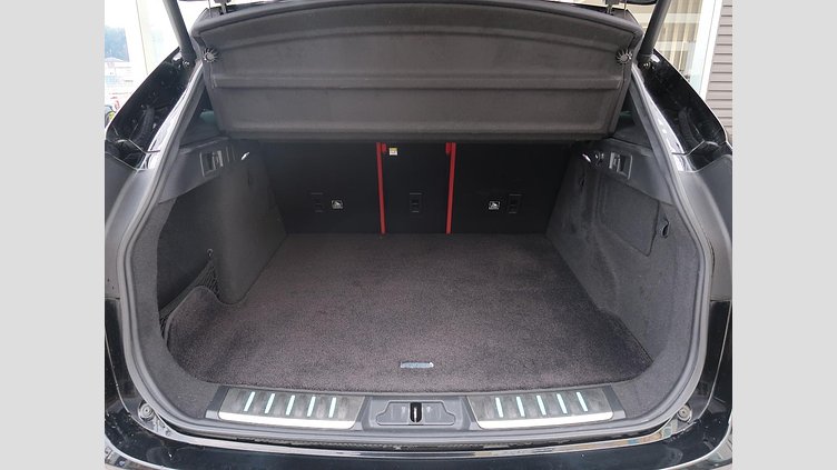 2019 認定中古車 Jaguar F-Pace Santorini Black 3.0 litre V6 Supercharged Petrol S