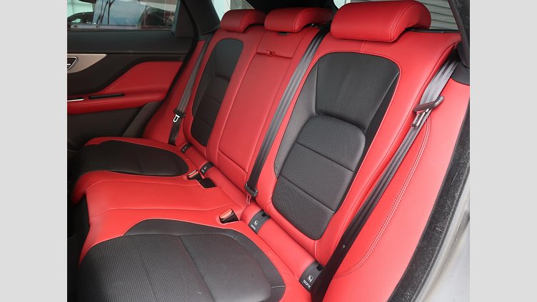 2019 認定中古車 Jaguar F-Pace Santorini Black 3.0 litre V6 Supercharged Petrol S