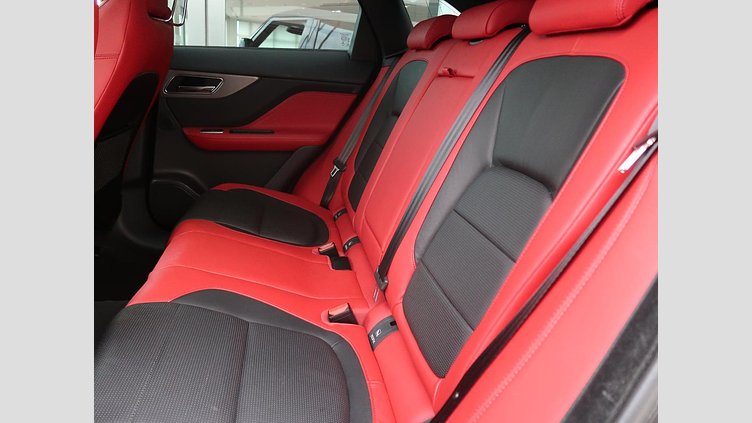 2019 認定中古車 Jaguar F-Pace Santorini Black 3.0 litre V6 Supercharged Petrol S
