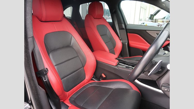 2019 認定中古車 Jaguar F-Pace Santorini Black 3.0 litre V6 Supercharged Petrol S