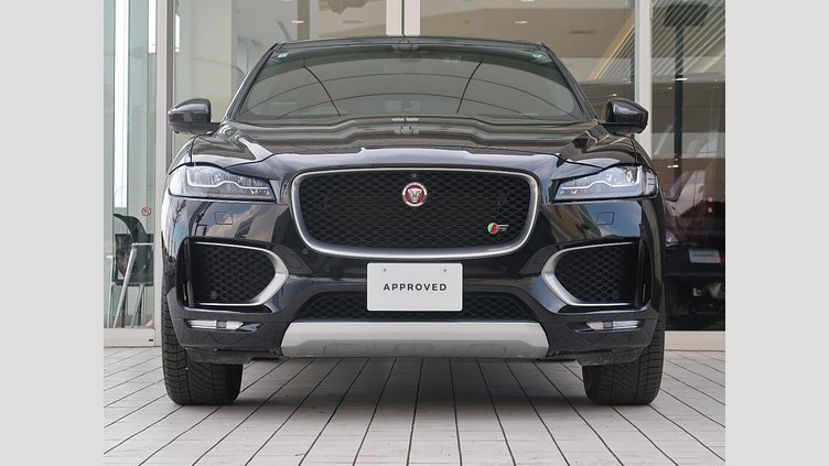 2019 認定中古車 Jaguar F-Pace Santorini Black 3.0 litre V6 Supercharged Petrol S