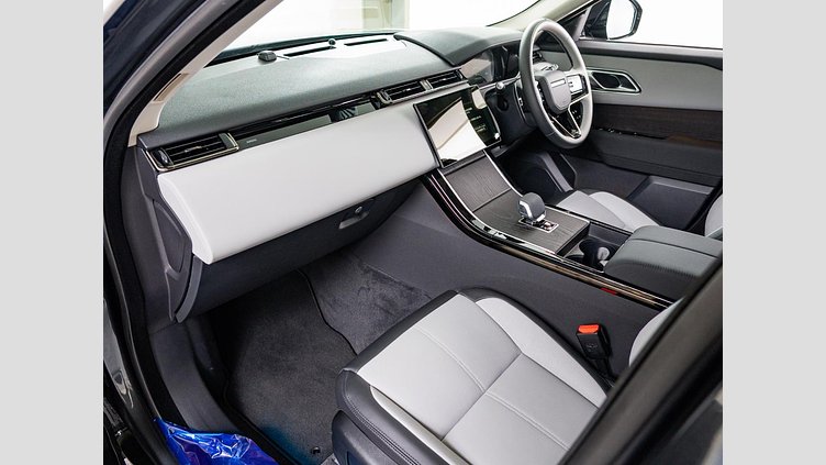2025 認定中古車 Land Rover Range Rover Velar カルパチアングレイ P400eプラグインハイブリッド（ガソリン） スタンダードホイールベース Dynamic SE