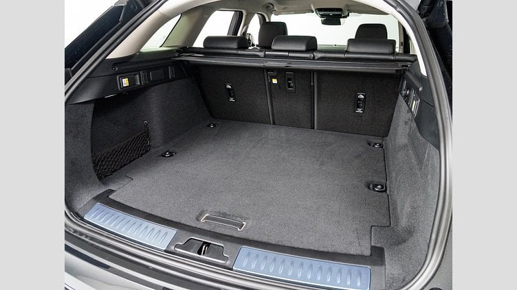 2025 認定中古車 Land Rover Range Rover Velar カルパチアングレイ P400eプラグインハイブリッド（ガソリン） スタンダードホイールベース Dynamic SE