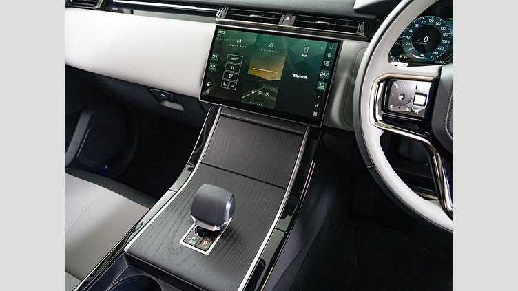 2025 認定中古車 Land Rover Range Rover Velar カルパチアングレイ P400eプラグインハイブリッド（ガソリン） スタンダードホイールベース Dynamic SE