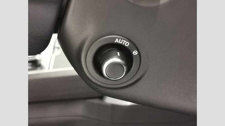 2023 認定中古車 Land Rover Range Rover Santorini Black 4.4 NC10 P8H First Edition