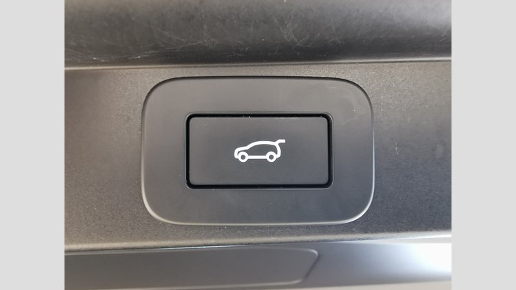 2023 認定中古車 Land Rover Range Rover Santorini Black 4.4 NC10 P8H First Edition