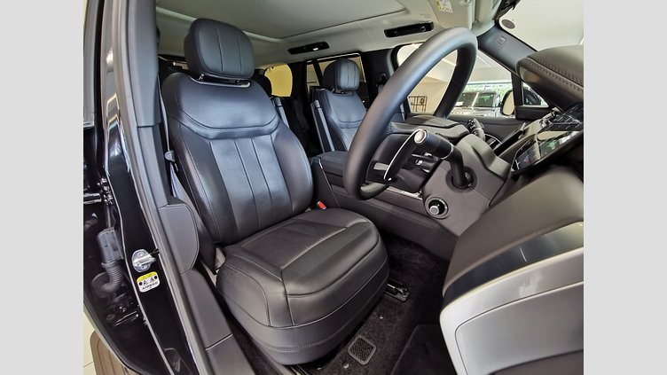 2023 認定中古車 Land Rover Range Rover Santorini Black 4.4 NC10 P8H First Edition