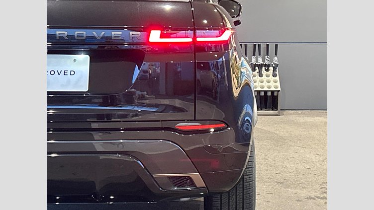 2024 認定中古車 Land Rover Range Rover Evoque サントリーニブラック P300eプラグインハイブリッド（ガソリン） スタンダードホイールベース DYNAMIC HSE