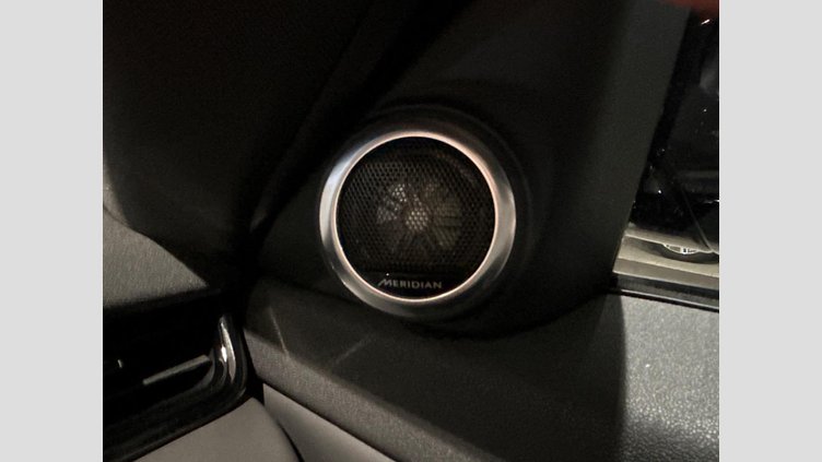 2024 認定中古車 Land Rover Range Rover Evoque サントリーニブラック P300eプラグインハイブリッド（ガソリン） スタンダードホイールベース DYNAMIC HSE