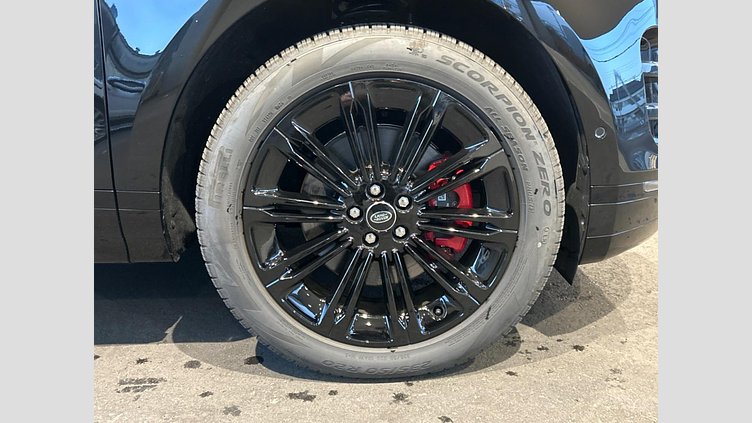 2024 認定中古車 Land Rover Range Rover Evoque サントリーニブラック P300eプラグインハイブリッド（ガソリン） スタンダードホイールベース DYNAMIC HSE