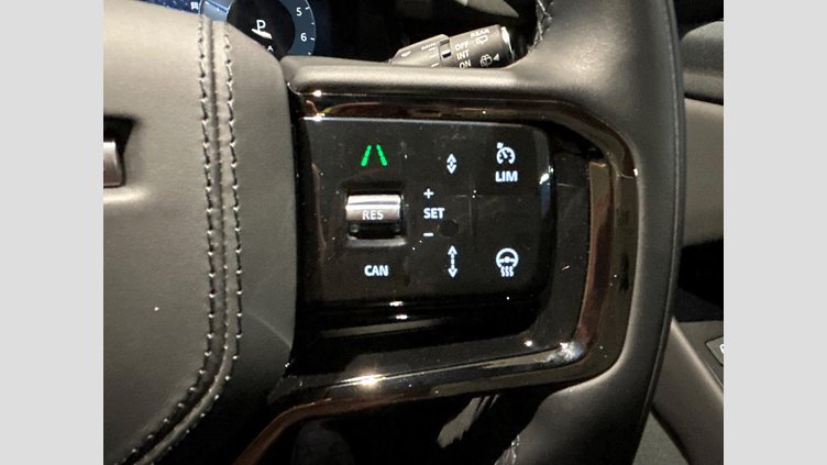 2024 認定中古車 Land Rover Range Rover Evoque サントリーニブラック P300eプラグインハイブリッド（ガソリン） スタンダードホイールベース DYNAMIC HSE