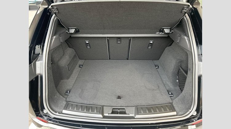 2024 認定中古車 Land Rover Range Rover Evoque サントリーニブラック D200マイルドハイブリッド（ディーゼル） スタンダードホイールベース S