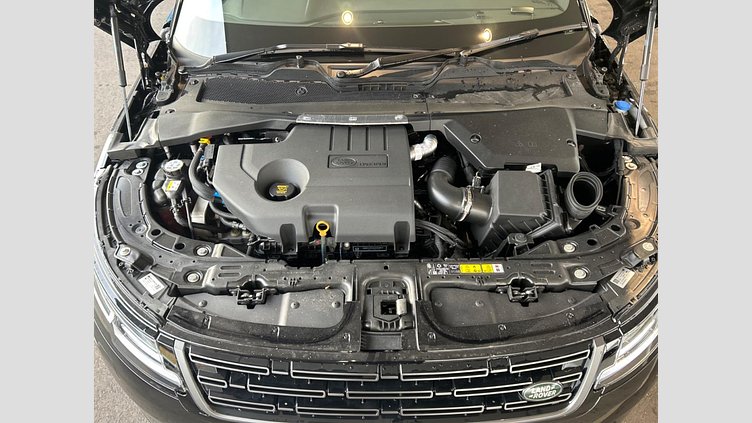 2024 認定中古車 Land Rover Range Rover Evoque サントリーニブラック D200マイルドハイブリッド（ディーゼル） スタンダードホイールベース S
