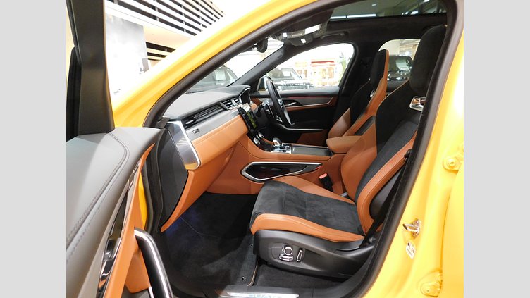 2024 認定中古車 Jaguar F-Pace Sorrento Yellow P550 AWD（オートマチック） SVR