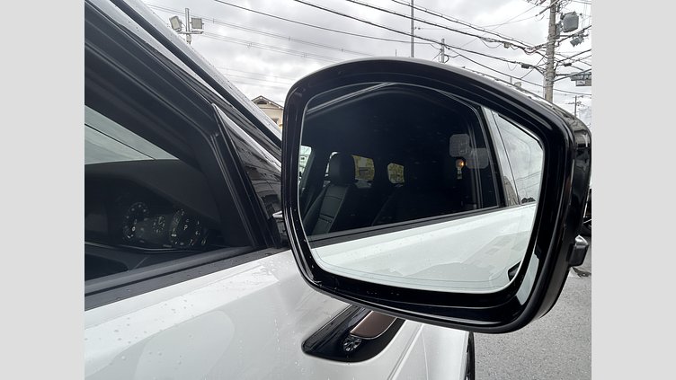 2024 認定中古車 Land Rover Range Rover Evoque フジホワイト P300eプラグインハイブリッド（ガソリン） スタンダードホイールベース DYNAMIC HSE