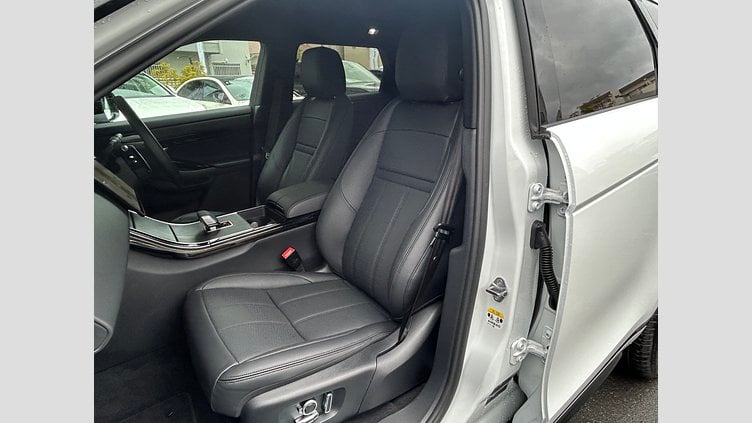 2024 認定中古車 Land Rover Range Rover Evoque フジホワイト P300eプラグインハイブリッド（ガソリン） スタンダードホイールベース DYNAMIC HSE