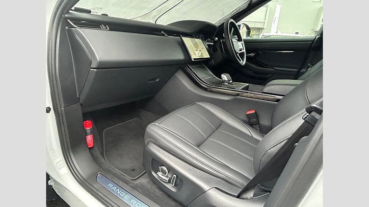 2024 認定中古車 Land Rover Range Rover Evoque フジホワイト P300eプラグインハイブリッド（ガソリン） スタンダードホイールベース DYNAMIC HSE