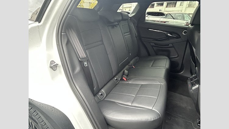 2024 認定中古車 Land Rover Range Rover Evoque フジホワイト P300eプラグインハイブリッド（ガソリン） スタンダードホイールベース DYNAMIC HSE