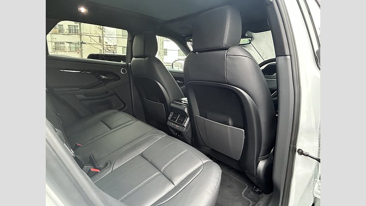 2024 認定中古車 Land Rover Range Rover Evoque フジホワイト P300eプラグインハイブリッド（ガソリン） スタンダードホイールベース DYNAMIC HSE