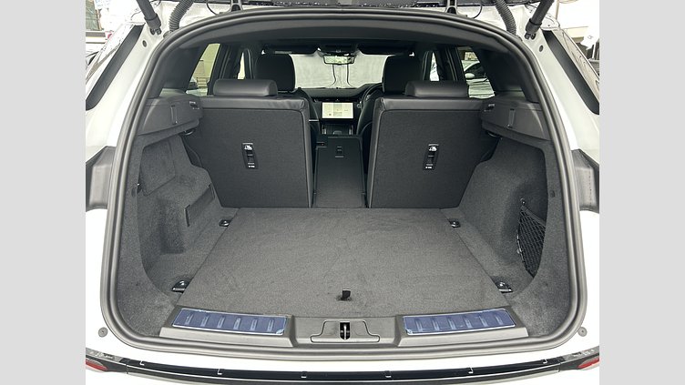 2024 認定中古車 Land Rover Range Rover Evoque フジホワイト P300eプラグインハイブリッド（ガソリン） スタンダードホイールベース DYNAMIC HSE