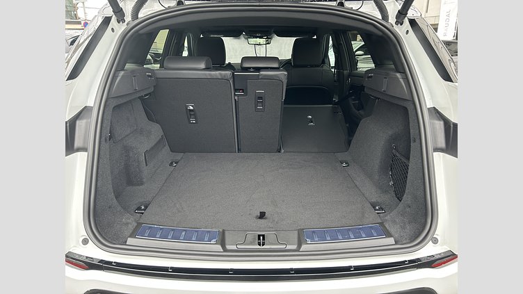 2024 認定中古車 Land Rover Range Rover Evoque フジホワイト P300eプラグインハイブリッド（ガソリン） スタンダードホイールベース DYNAMIC HSE